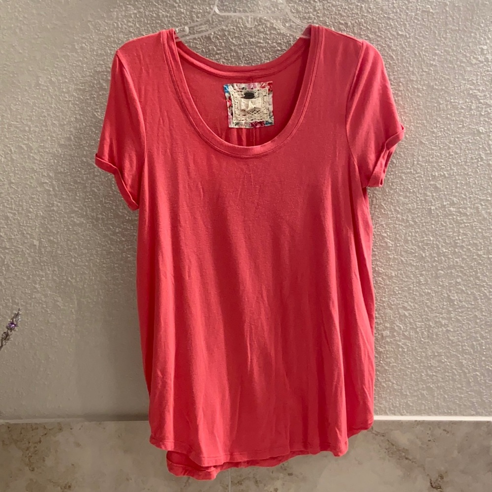 Cupid salmon tee